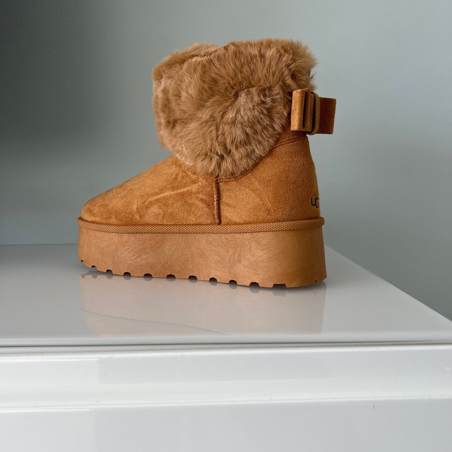 Botitas marca Camel calidad premium con pelo interior para el frío modelo polar
