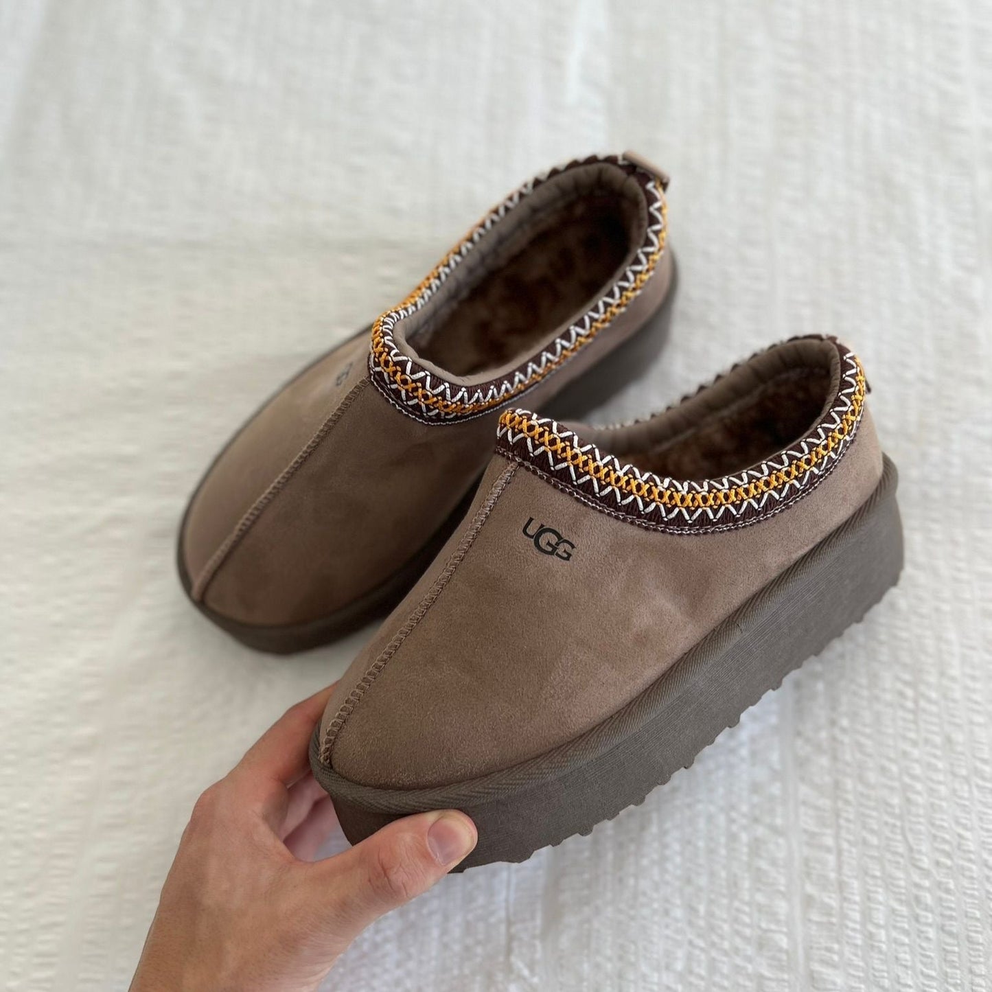Zuecos tendencia con pelo interior UGG (Varios colores) hay Camel 36 y 38