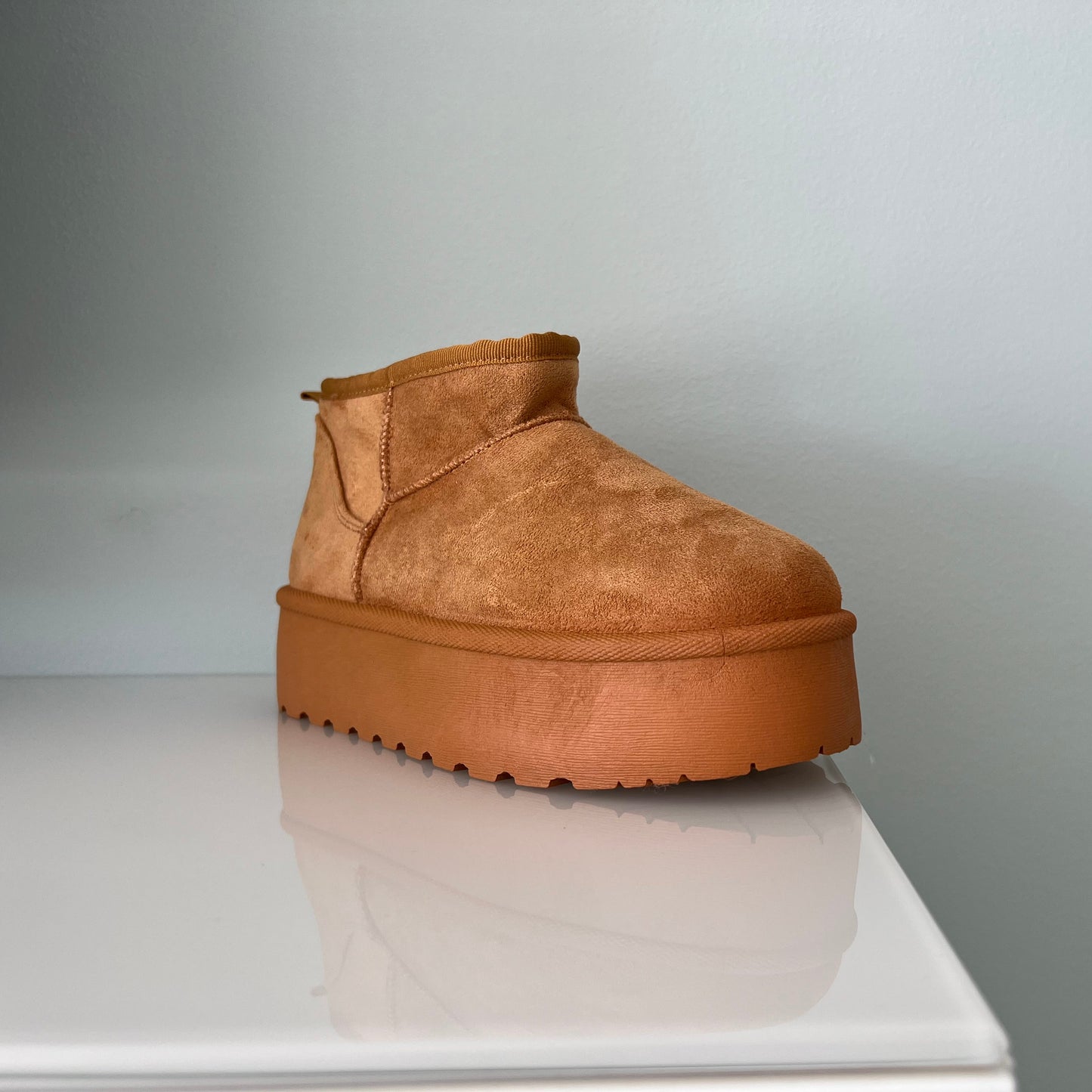 Botitas marca Camel calidad premium con pelo interior para el frío solo tallas 39/40/41